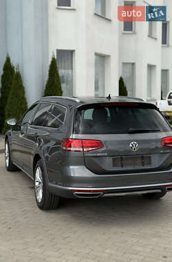 Универсал Volkswagen Passat Alltrack 2017 в 