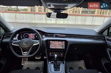 Универсал Volkswagen Passat Alltrack 2021 в 