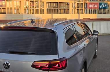 Универсал Volkswagen Passat Alltrack 2021 в 