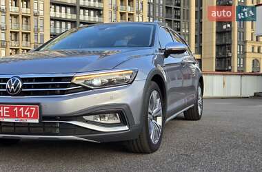 Универсал Volkswagen Passat Alltrack 2021 в 