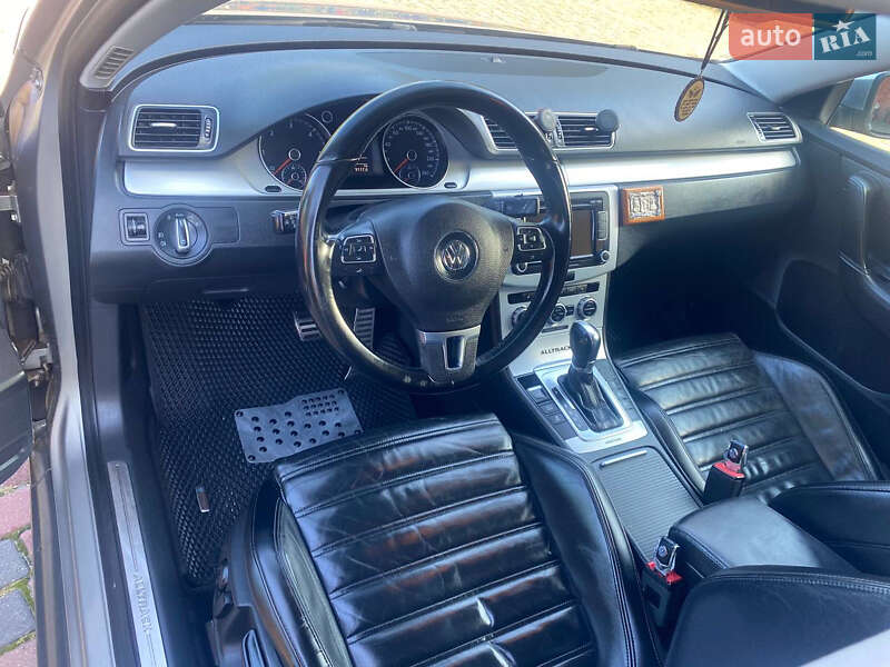 Универсал Volkswagen Passat Alltrack 2012 в Любомле