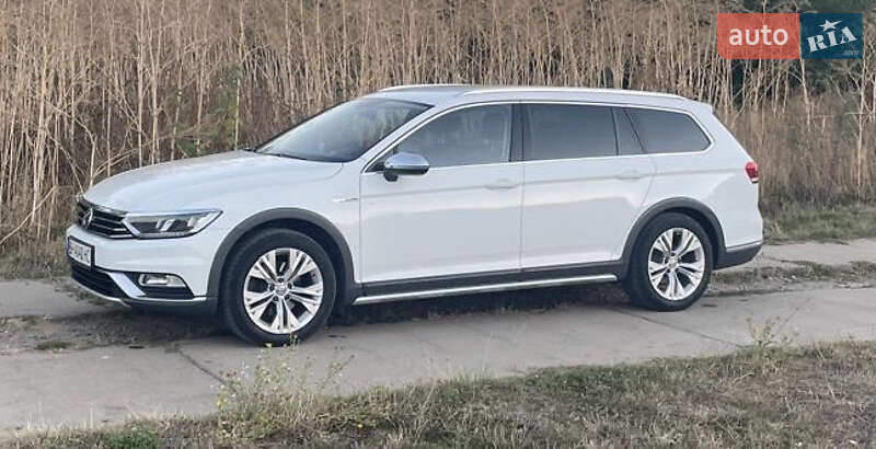 Универсал Volkswagen Passat Alltrack 2016 в Подольске