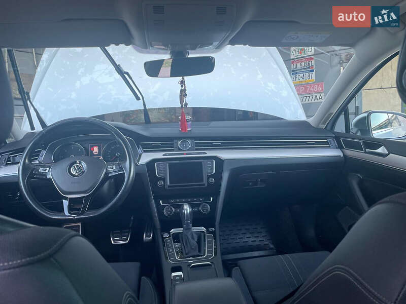 Универсал Volkswagen Passat Alltrack 2016 в Подольске