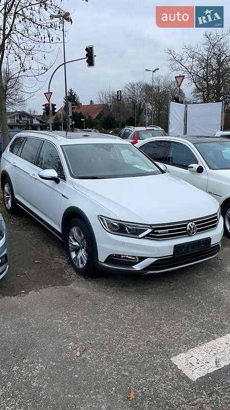Volkswagen Passat Alltrack 2016
