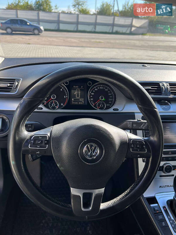 Универсал Volkswagen Passat Alltrack 2012 в Подгайцах