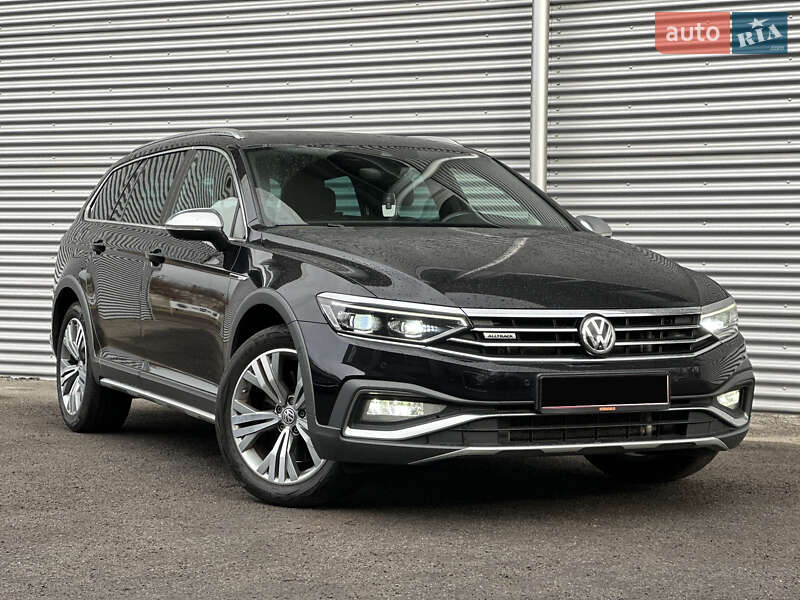 Универсал Volkswagen Passat Alltrack 2020 в 