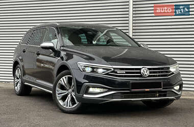 Универсал Volkswagen Passat Alltrack 2020 в 