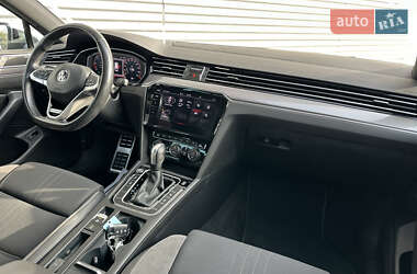 Универсал Volkswagen Passat Alltrack 2020 в 