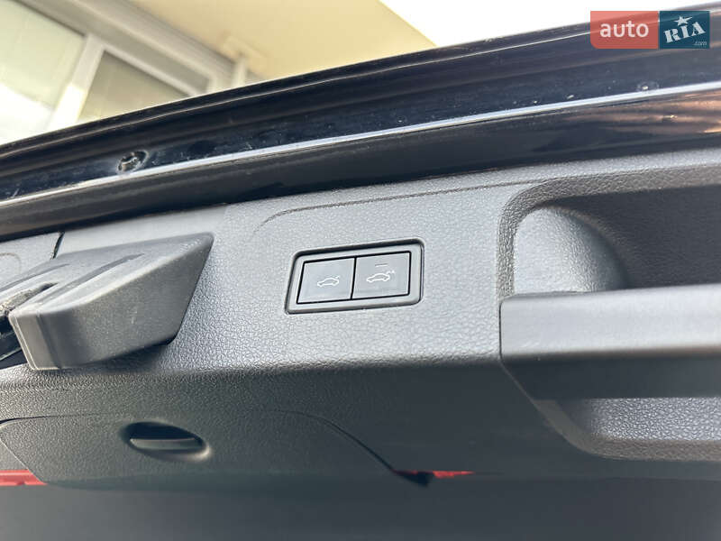 Универсал Volkswagen Passat Alltrack 2020 в Ровно