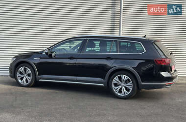 Универсал Volkswagen Passat Alltrack 2020 в 