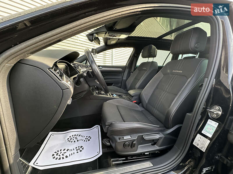 Универсал Volkswagen Passat Alltrack 2020 в Ровно