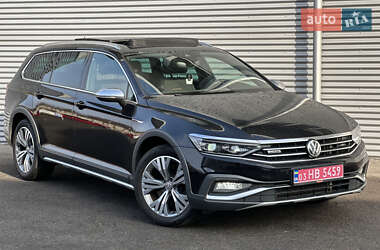 Универсал Volkswagen Passat Alltrack 2020 в 