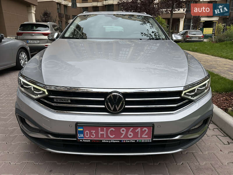 Универсал Volkswagen Passat Alltrack 2020 в Киеве фото 8 Универсал Volkswagen Passat Alltrack 2020 в Киеве