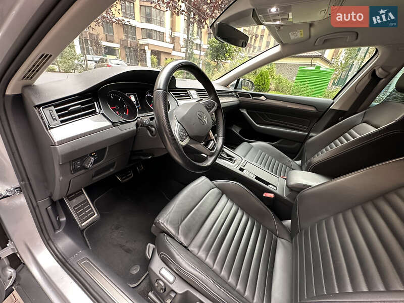 Универсал Volkswagen Passat Alltrack 2020 в Киеве фото 21 Универсал Volkswagen Passat Alltrack 2020 в Киеве
