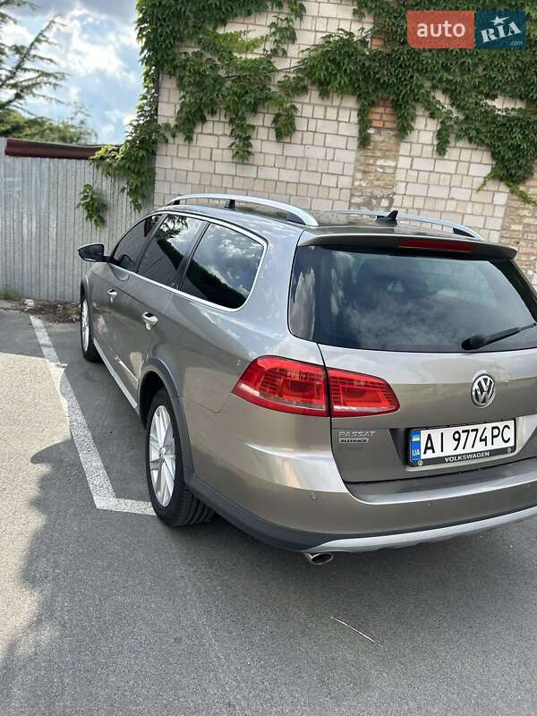 Універсал Volkswagen Passat Alltrack 2012 в Вишневому