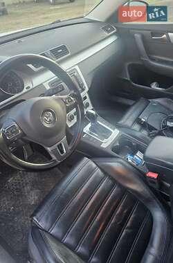 Универсал Volkswagen Passat Alltrack 2014 в 