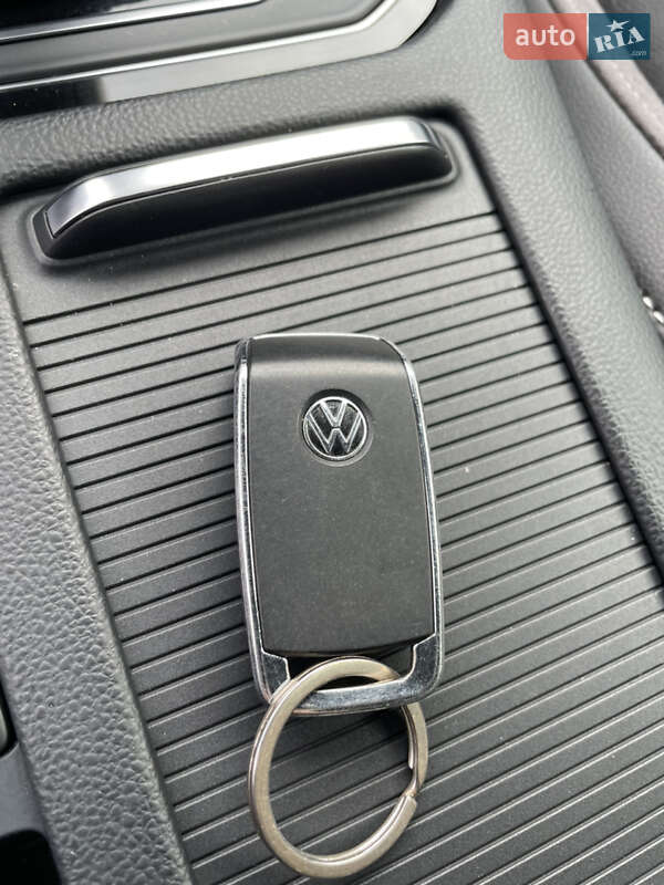Универсал Volkswagen Passat Alltrack 2022 в Львове фото 36 Универсал Volkswagen Passat Alltrack 2022 в Львове