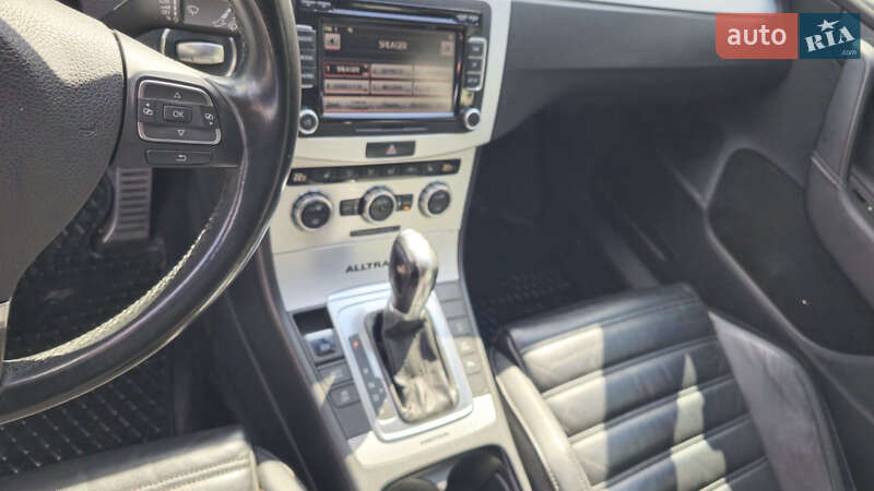 Универсал Volkswagen Passat Alltrack 2012 в Львове