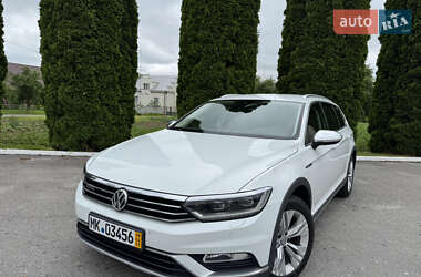 Універсал Volkswagen Passat Alltrack 2018 в 