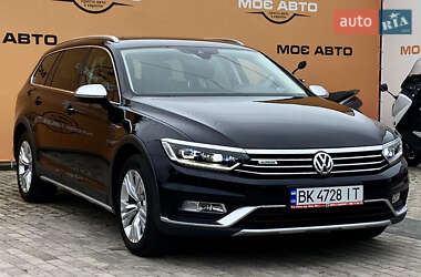 Универсал Volkswagen Passat Alltrack 2018 в 