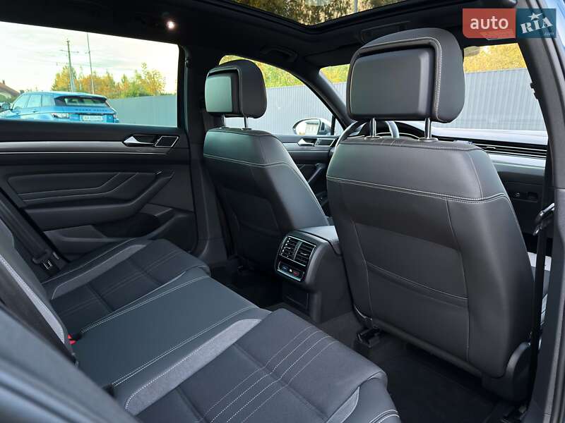 Универсал Volkswagen Passat Alltrack 2020 в Луцке