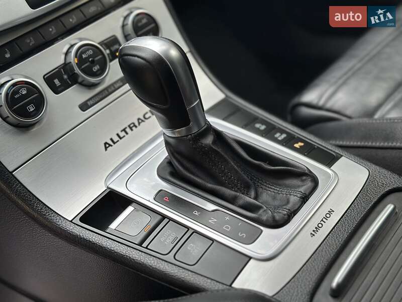 Универсал Volkswagen Passat Alltrack 2014 в Дрогобыче