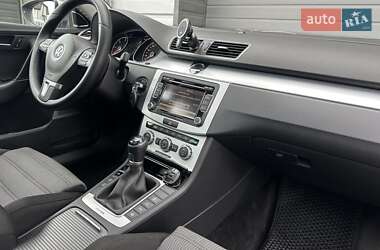 Универсал Volkswagen Passat Alltrack 2012 в 