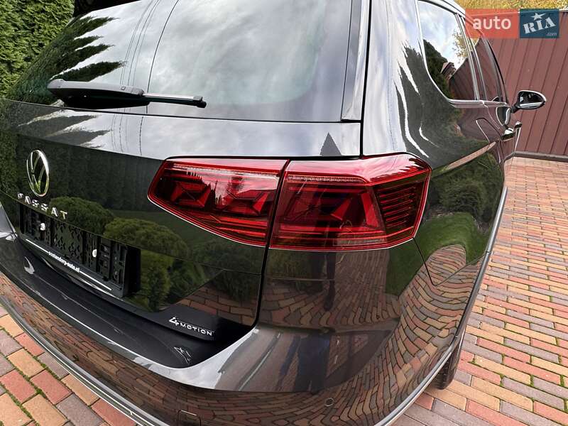 Универсал Volkswagen Passat Alltrack 2023 в Киеве фото 17 Универсал Volkswagen Passat Alltrack 2023 в Киеве