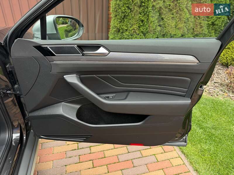 Универсал Volkswagen Passat Alltrack 2023 в Киеве фото 54 Универсал Volkswagen Passat Alltrack 2023 в Киеве