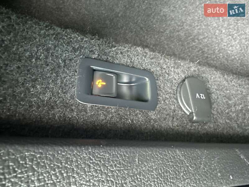 Универсал Volkswagen Passat Alltrack 2023 в Киеве фото 65 Универсал Volkswagen Passat Alltrack 2023 в Киеве