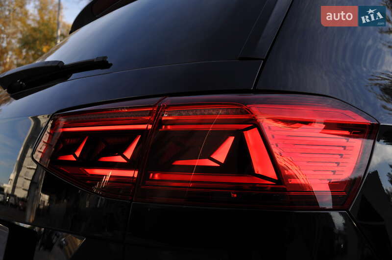 Универсал Volkswagen Passat Alltrack 2022 в Киеве