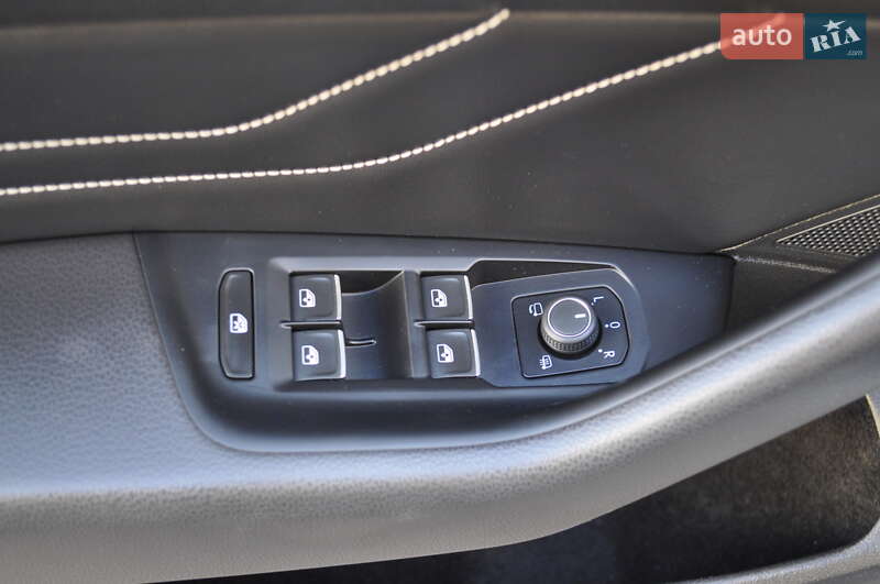 Универсал Volkswagen Passat Alltrack 2022 в Киеве