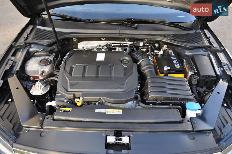 Универсал Volkswagen Passat Alltrack 2022 в Киеве