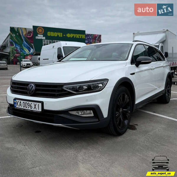 Универсал Volkswagen Passat Alltrack 2021 в Киеве фото 7 Универсал Volkswagen Passat Alltrack 2021 в Киеве