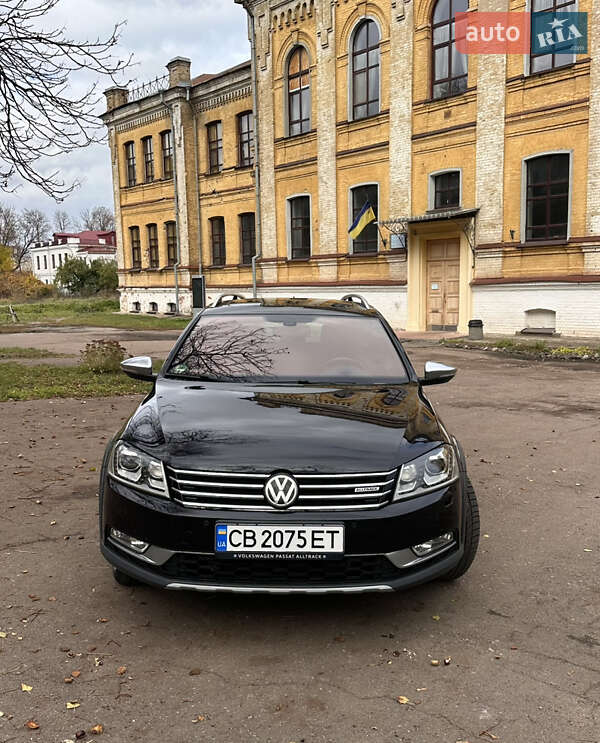 Универсал Volkswagen Passat Alltrack 2012 в 