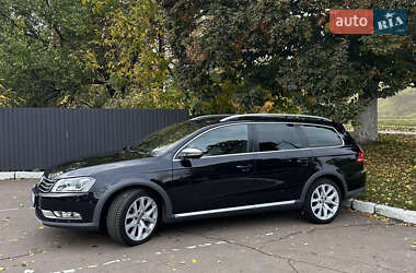 Универсал Volkswagen Passat Alltrack 2012 в 