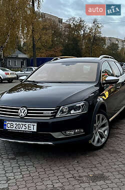 Универсал Volkswagen Passat Alltrack 2012 в 