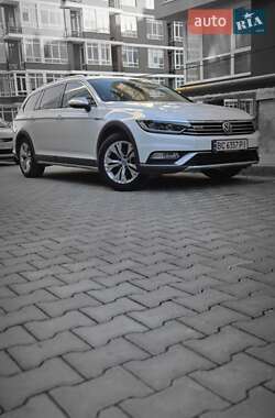 Универсал Volkswagen Passat Alltrack 2017 в Львове