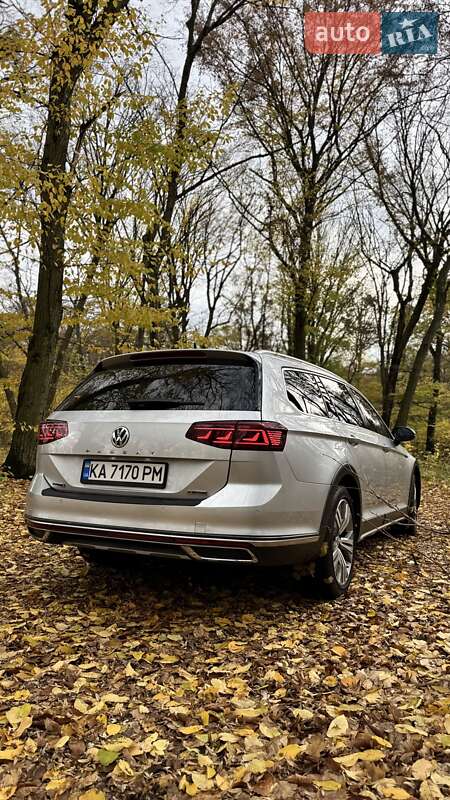 Універсал Volkswagen Passat Alltrack 2019 в Києві