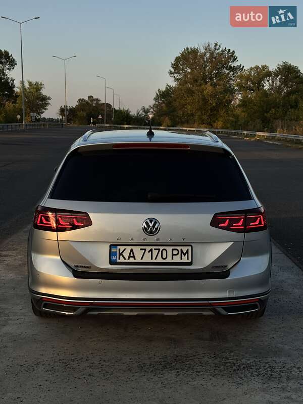Універсал Volkswagen Passat Alltrack 2019 в Києві