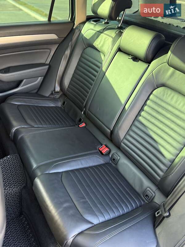 Универсал Volkswagen Passat Alltrack 2018 в Киеве