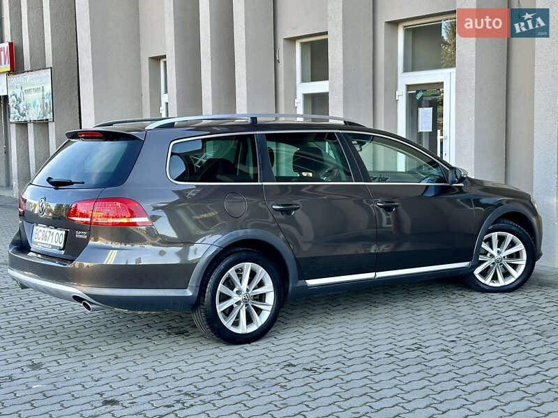 Универсал Volkswagen Passat Alltrack 2013 в Дрогобыче
