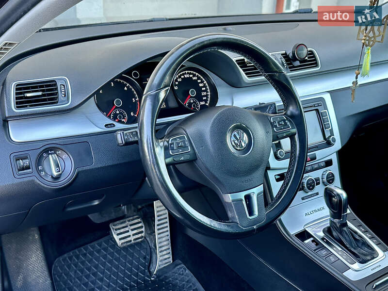 Универсал Volkswagen Passat Alltrack 2013 в Дрогобыче