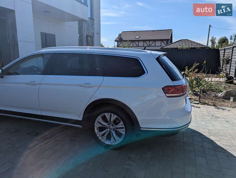 Универсал Volkswagen Passat Alltrack 2017 в Киеве фото 4 Универсал Volkswagen Passat Alltrack 2017 в Киеве