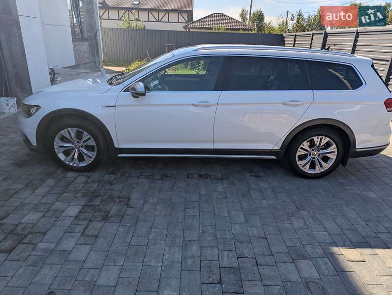 Универсал Volkswagen Passat Alltrack 2017 в Киеве фото 3 Универсал Volkswagen Passat Alltrack 2017 в Киеве