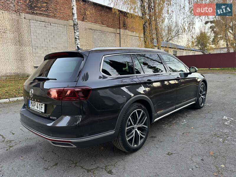Універсал Volkswagen Passat Alltrack 2019 в Рівному