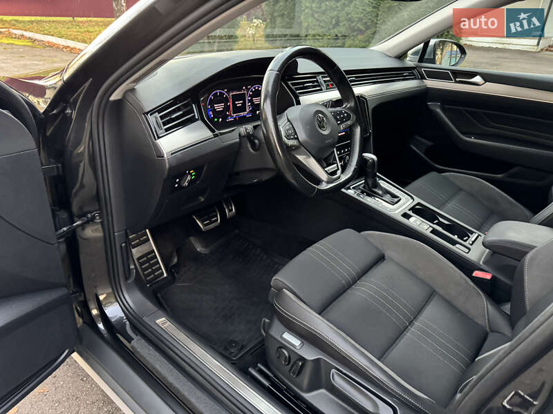 Універсал Volkswagen Passat Alltrack 2019 в Рівному