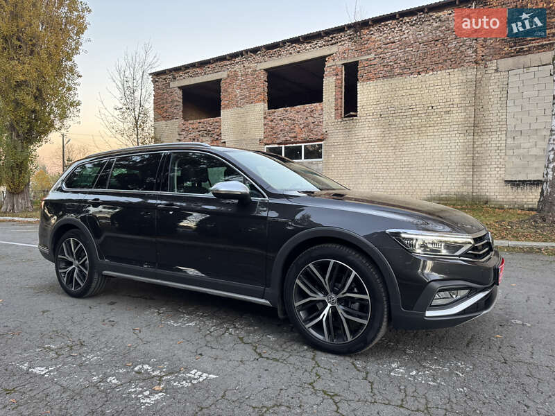 Універсал Volkswagen Passat Alltrack 2019 в Рівному