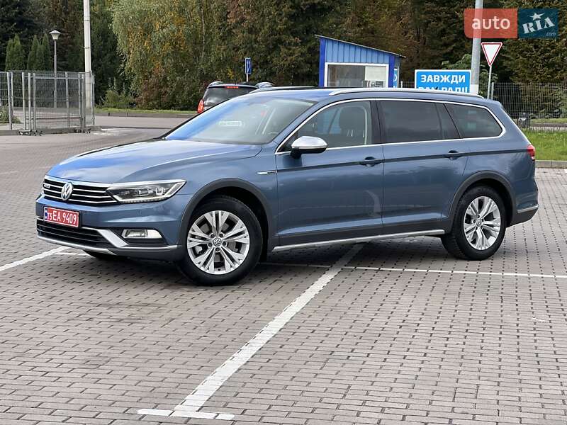 Универсал Volkswagen Passat Alltrack 2017 в Дубно