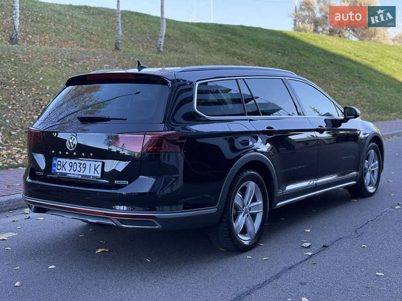 Универсал Volkswagen Passat Alltrack 2020 в Киеве